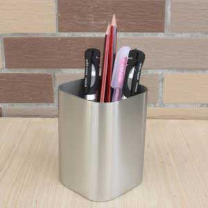 PEN HOLDER -CARL